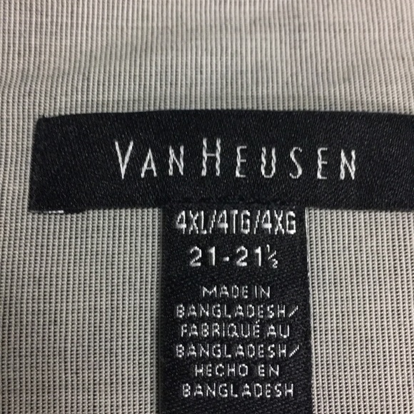 Van Heusen short sleeve button up - Picture 2 of 4